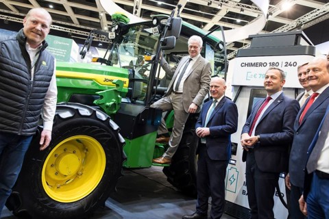 Alios Rainer (Federal Minister of Agriculture, Food and Home Affairs) and Kai Wegner (Governing