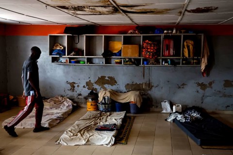 Patient accommodation with modest mattresses and sparse equipment in Bouaké, Bouaké, Saint Camille,