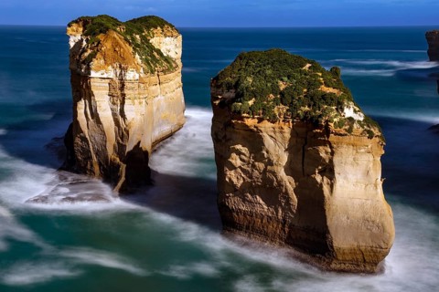 Dramatic rock formations at Tom and Eva Lookout along the Great Ocean Road, Great Ocean Road,