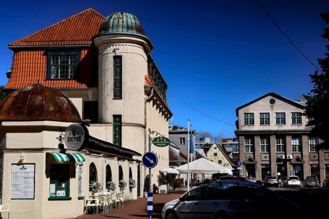 Hotel Victoria with street views in Pärnu under clear skies, Pärnu, Estonia