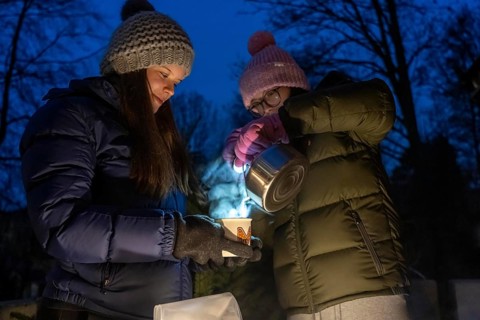 Symbolic picture blackout, extensive, prolonged power failure, in private surroundings, without