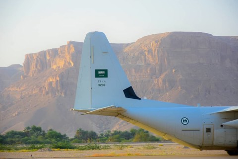 In Seiyun, Yemen on January 04, 2026, a Royal Saudi Air Force transport aircraft arrives at Seiyun