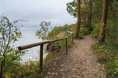 Trail above the cliffs on Nordperd, Hochuferweg, view of the sea from above, nature reserve, Baltic