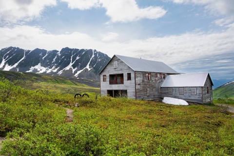 Kitchen building of the former Gold Mine Independence Mine in mountainous landscape, Independence