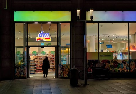 Night view, dm market, drugstore, logo, Stuttgart, Baden-Württemberg, Germany