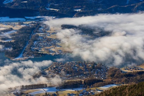 View of a sea of fog from Vormauerstein, Sankt Wolfgang am Wolfgangsee, inversion weather,