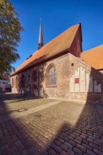 St. Nicolai church, late Gothic style, roof turret, church window, hall church, historic brick