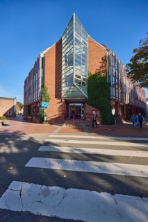 City administration, general architecture, building, modern architecture, brick building,