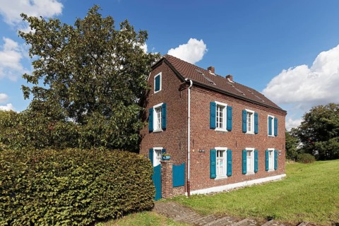 Reconstructed 19th century farm, Nühlenhof, Rheinaue Friemershein, Duisburg, North Rhine-Westphalia