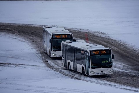 The onset of winter in North Rhine-Westphalia, flight operations are maintained at Düsseldorf