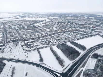 The Riedberg district of Frankfurt and the surrounding area are covered with snow, Riedberg,