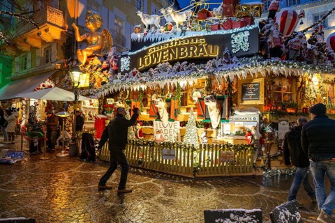 Gasthaus Löwenbräu in Baden-Baden. In winter time, the inn transforms its beer garden into an