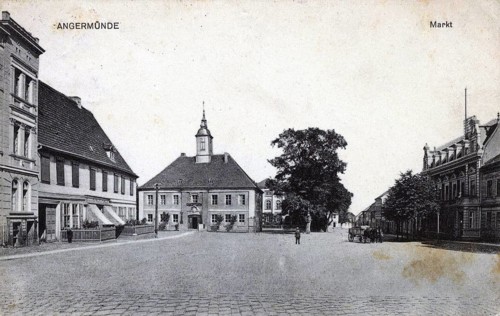 Angermünde, market square, district of Uckermark in the state of Brandenburg, Germany, postcard,