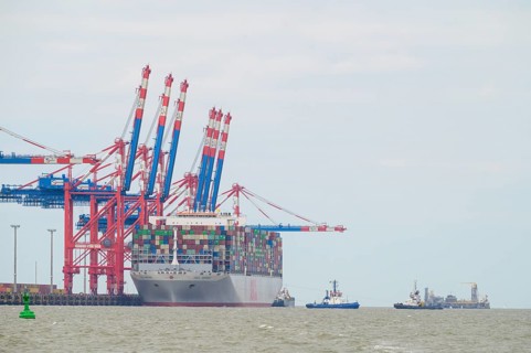 The container ship OOCL Germany with 59 m width and 400 m length of one of the largest container