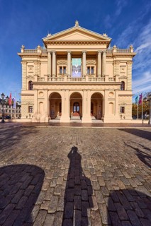 Mecklenburgisches Staatstheater, theatre, historic building, architect Georg Daniel,