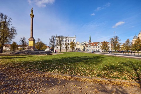Victory column, general architecture, houses, trees with autumn leaves, meadow, fallen leaves,