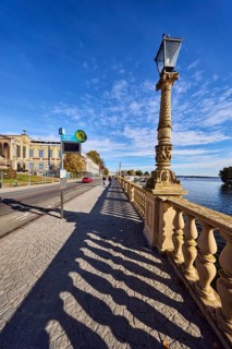 Bus stop Schwerin Castle - Theatre, Schwerin State Museum, renovation, art museum, lantern,