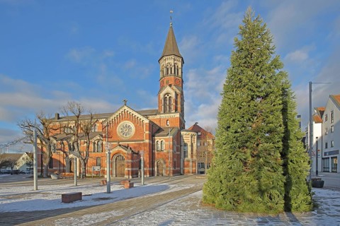 St. Martin's Church built in 1867 and Christmas tree, brick church, Nattheim, Härtsfeld, Swabian