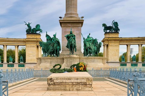 Heroes' Square and Millenium Monument dedicated to important Hungarian leaders, Budapest, Hungary
