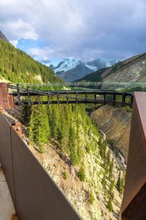 Glass bottom skywalk extending over sunwapta valley, offering views of athabasca glacier in jasper