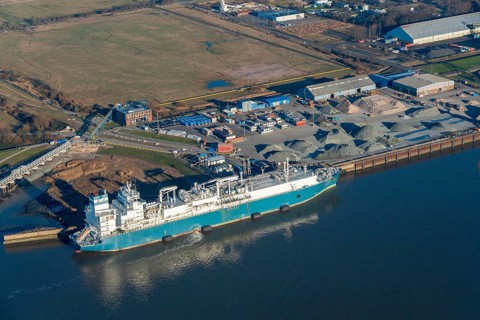 Europe, Germany, Schleswig-Holstein, Brunsbüttel, LNG terminal, ports, port, ships, water, ship,