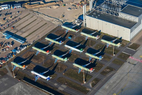 Airbus A320, waiting, engines, parking lot, shipyard, Finkenwerder, parts, delivery, logistics,