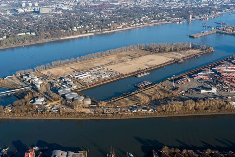 Europe, Germany, Hamburg, port, economy, port expansion, petroleum, petroleum port, hamburger,