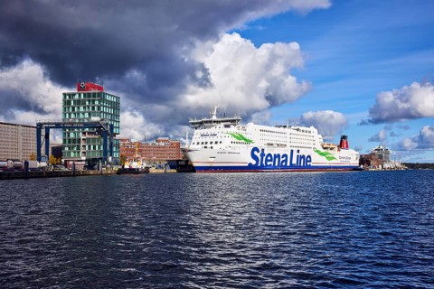 Kiel Fjord, Stena Germanica ferry, Stena Line GmbH, ferry, port house, high-rise building, modern
