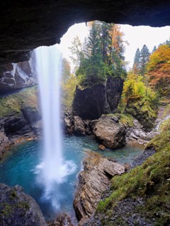 Waterfall mountain list in autumn-colored surroundings, Linthal, Klausenpass, Canton of Glarus,