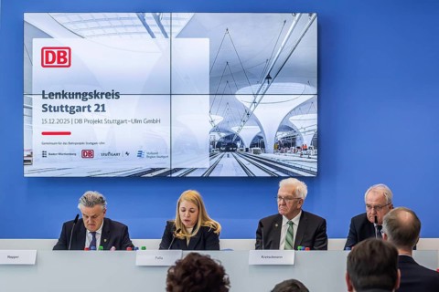 Special meeting of the Stuttgart 21 steering committee: from left Frank Nopper (Mayor of