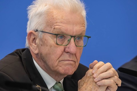 Prime Minister Winfried Kretschmann (Greens) . Portrait. Special meeting of the Stuttgart 21
