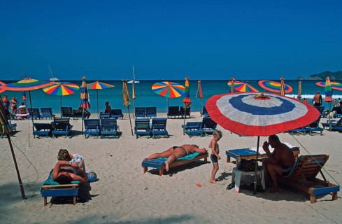 Umbrellas, people, Patong Beach, Ko Phuket, two years in front of the tsunami, Thailand, December
