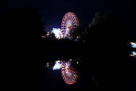 Fairground in Ulm Friedrichsau at night, folk festival, hustle and bustle, fair, Ferris wheel,