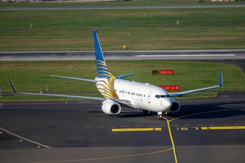 Boeing 737-700 BBJ, Royal Jet, airline from the United Arab Emirates based in Abu Dhabi, luxurious