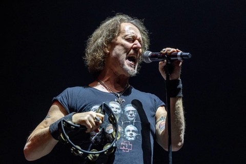 Carl Sentance, singer, NAZARETH, hard rock band, UK, Bending The Rules 2025 tour, live, 17.12.2025,