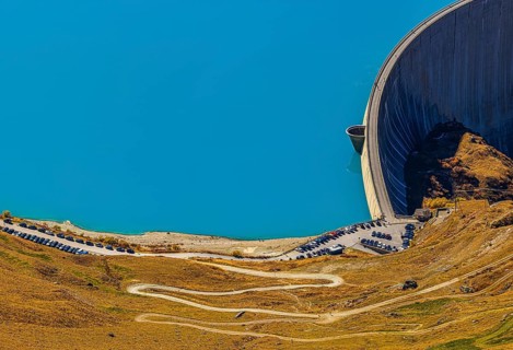 The dam and turquoise lake Lac de Moiry, Val d'Anniviers, Valais Alps, Canton of Valais,
