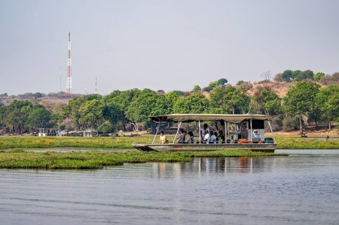 Tourist safari boat in Chobe River, Chobe Waterfront, Ihaha, Chobe National Park, Botswana