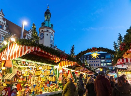 Leipzig Christmas market on the market in front of the Old Town Hall, Leipzig, Saxony, Germany