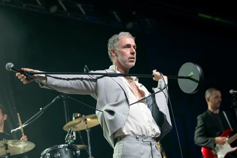 BAXTER DURY (son of Ian Dury), musician, singer, indie/pop, GB, ALLBARONE TOUR, live on 01.12.2025