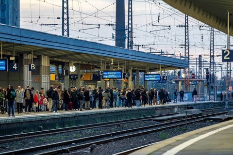 Essen Central Station, passengers on the platform, North Rhine-Westphalia, Germany