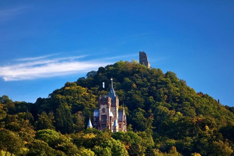 The mountain Drachenfels with Drachenburg Castle and the castle ruins, Siebengebirge, Königswinter,