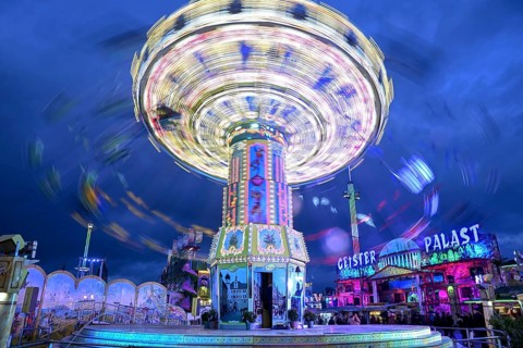 Chain carousel, blue hour, blue hour, Oktoberfest, Munich, Bavaria, Germany