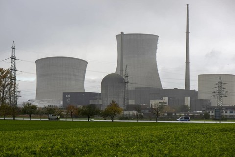 Demolition of the 160m high cooling towers of the disused Gundremmingen nuclear power plant (AKW