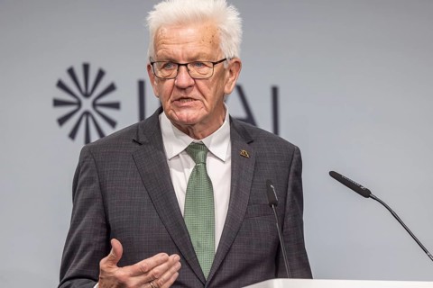 Winfried Kretschmann (Greens), Minister-President of Baden-Württemberg. portrait at the lectern
