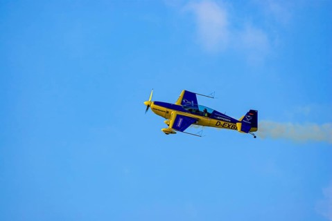 An Extra EA-300 of Extra Flugzeugproduktions- und Vertriebs GmbH with the registration D-EXBH