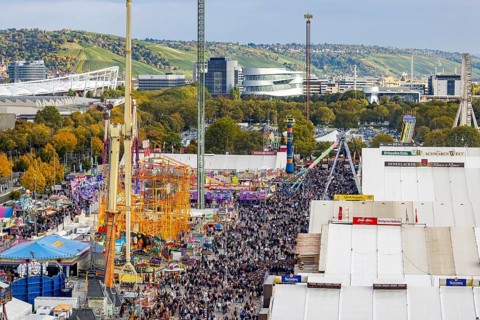 The 178th Cannstatter Volksfest on the Wasen attracted 4.2 million visitors. The Wasenrummel is one