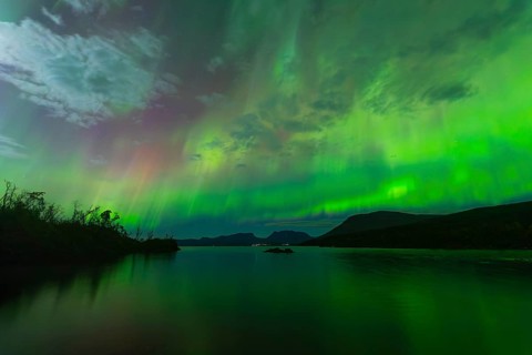 Magical Northern Lights over Abisko, Lapporten and Lake Torneträsk