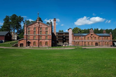 Brick building, former paper factory and mill for the production of groundwood pulp board, UNESCO