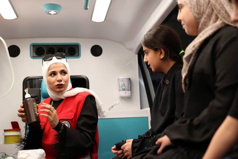 Syrian Arab Red Crescent volunteers conduct first aid training for children during the Damascus