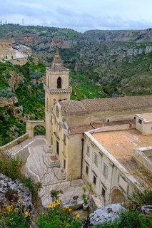 Church of San Pietro Caveoso, cave settlement, cave dwellings, houses, Sassi, Matera, Unesco World